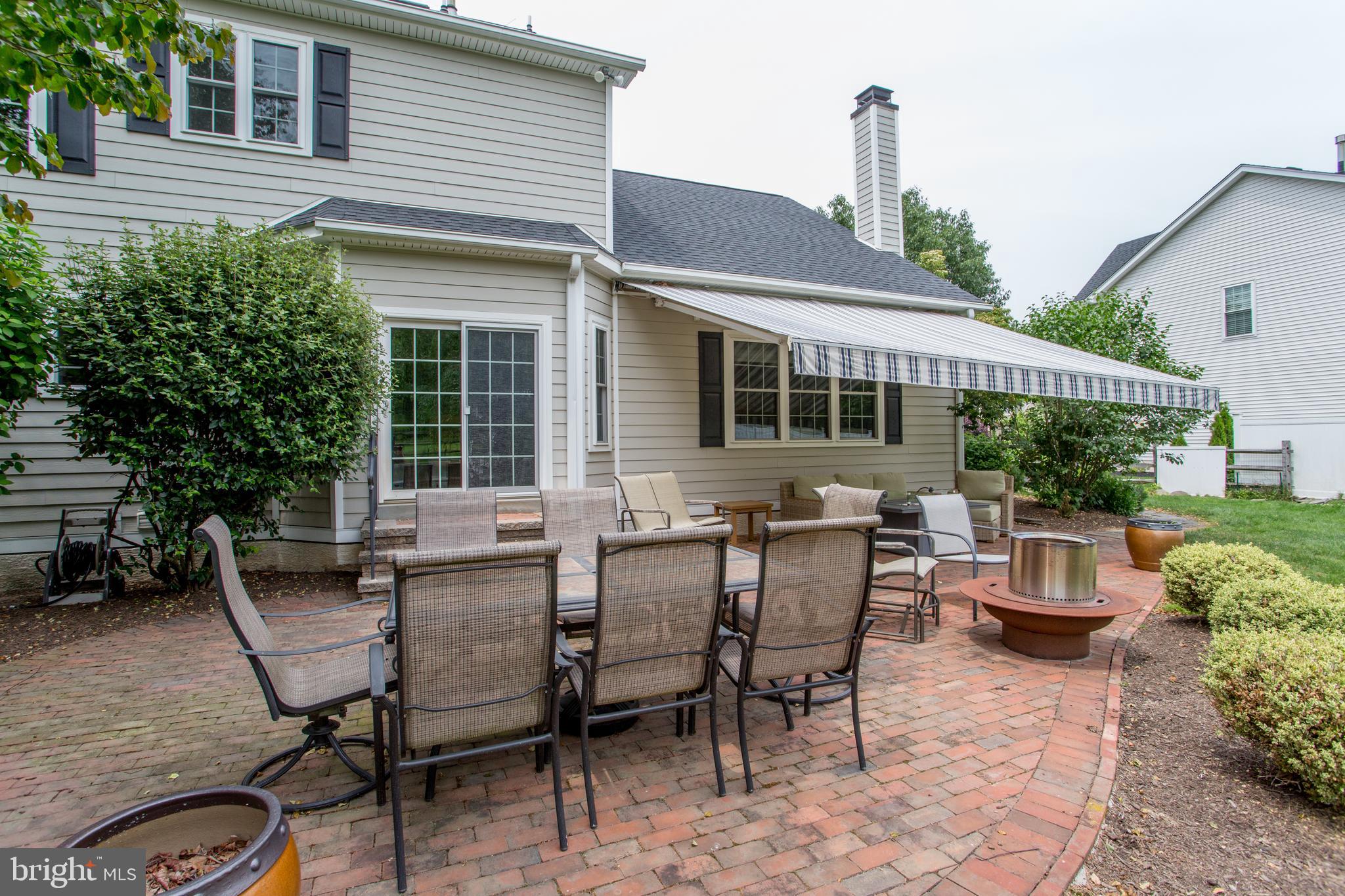 3879 Charter Club Drive Doylestown, PA 18902 - Photo 47 of 54 Groups of seating & dining al fresco