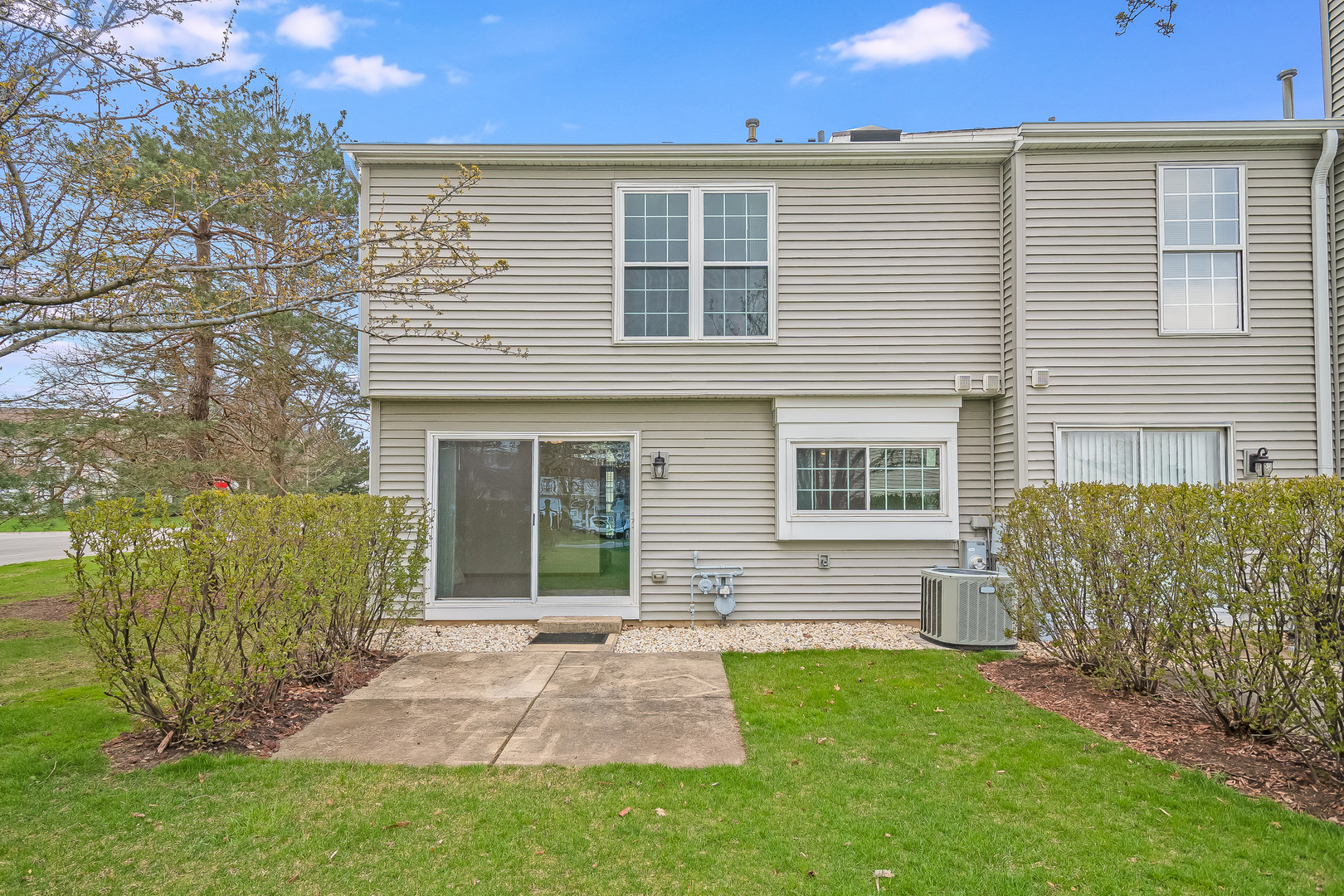 163 North Oltendorf Road Streamwood, IL 60107 - Photo 3 of 25