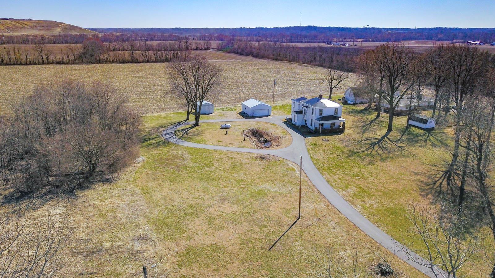 4404 Wanda Road Edwardsville, IL 62025 - Photo 3 of 35