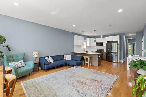 $949,000 | 28 St Pauls Avenue, Unit 1, Jersey City, NJ 07306