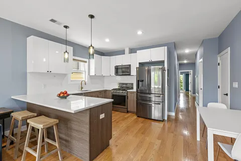 $949,000 | 28 St Pauls Avenue, Unit 1, Jersey City, NJ 07306