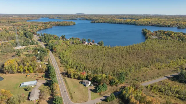 $374,900 | 28007 126th Street, New Auburn, WI 54757