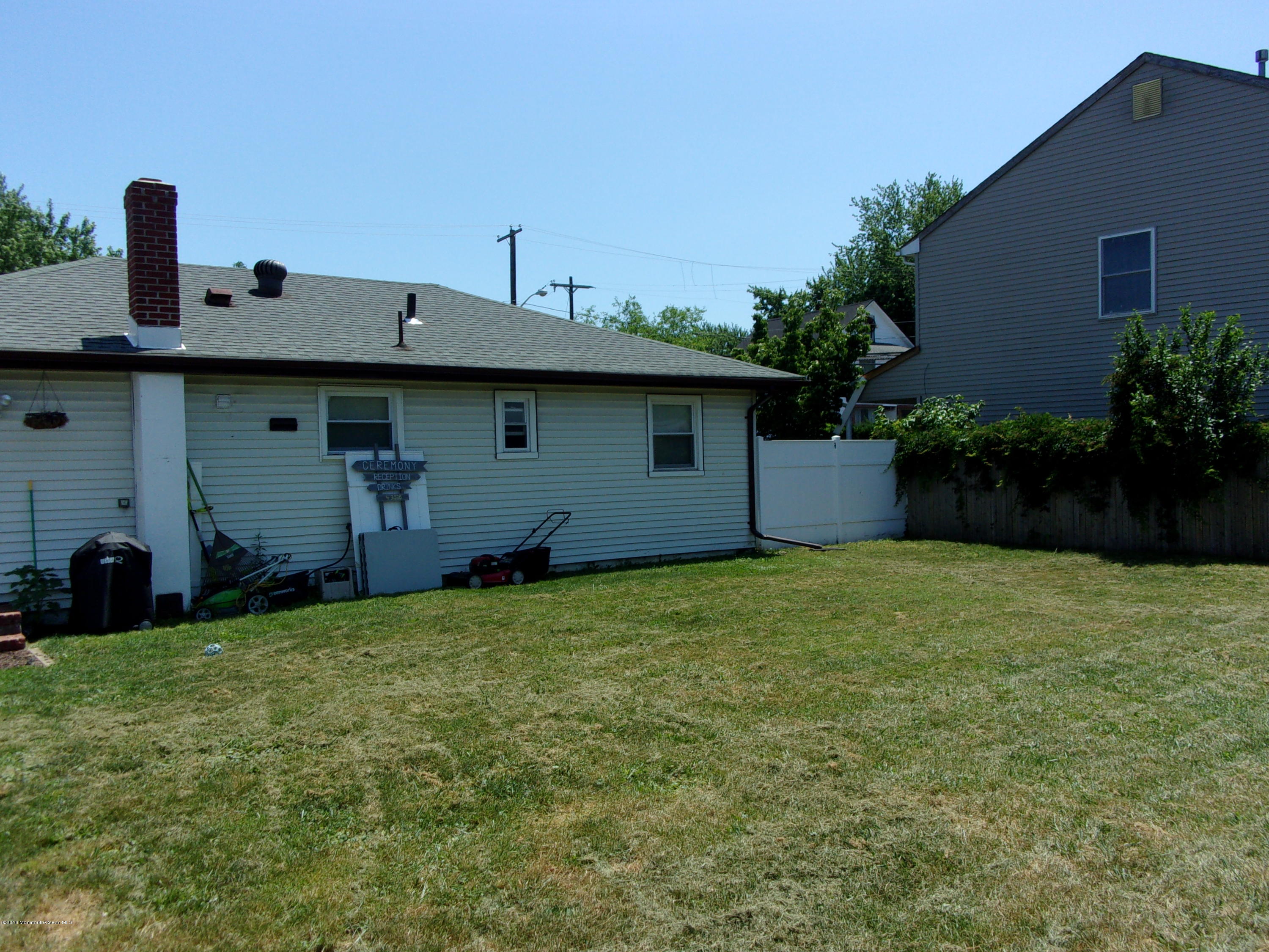 182 County Road Cliffwood, NJ 07721 - Photo 11 of 12 100_0655