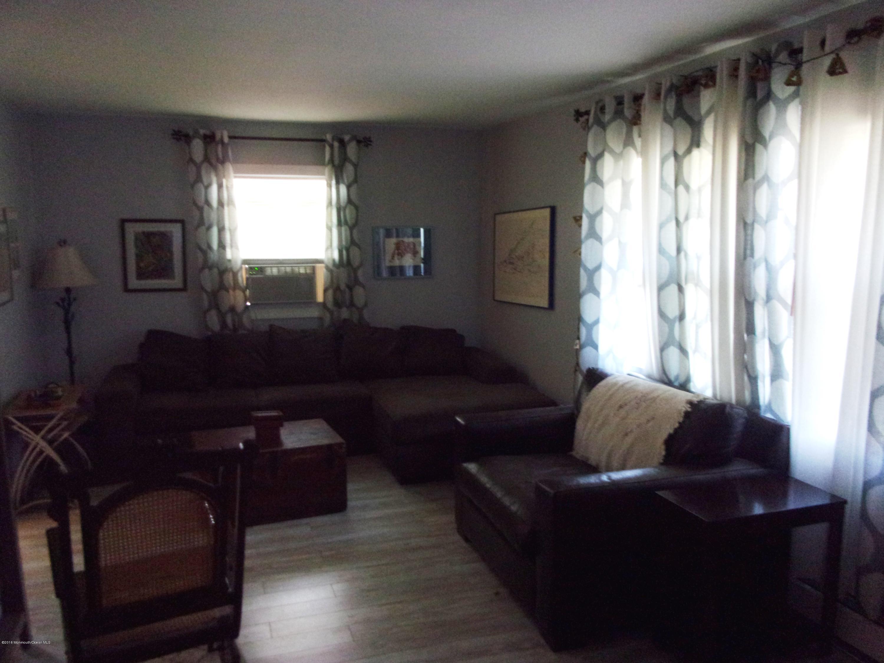 182 County Road Cliffwood, NJ 07721 - Photo 3 of 12 100_0648