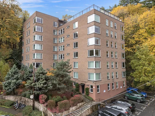 $150,000 | 1205 Southwest Cardinell Drive, Unit 102, Portland, OR 97201