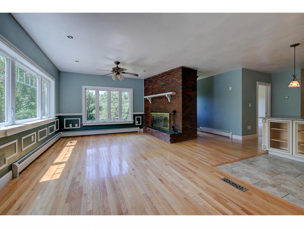 47 Greeley Road Pelham, NH 03076 - Photo 11 of 33 Gallery Image 11