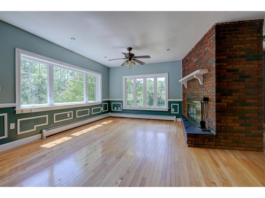 47 Greeley Road Pelham, NH 03076 - Photo 12 of 33 Gallery Image 12
