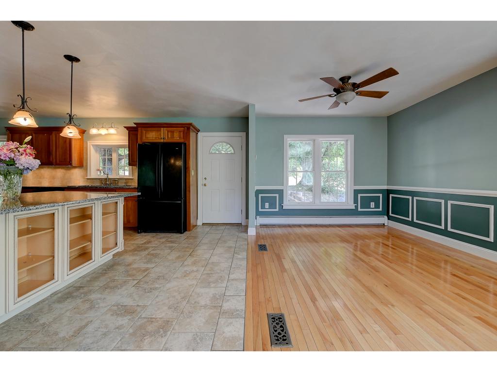 47 Greeley Road Pelham, NH 03076 - Photo 14 of 33 Gallery Image 14