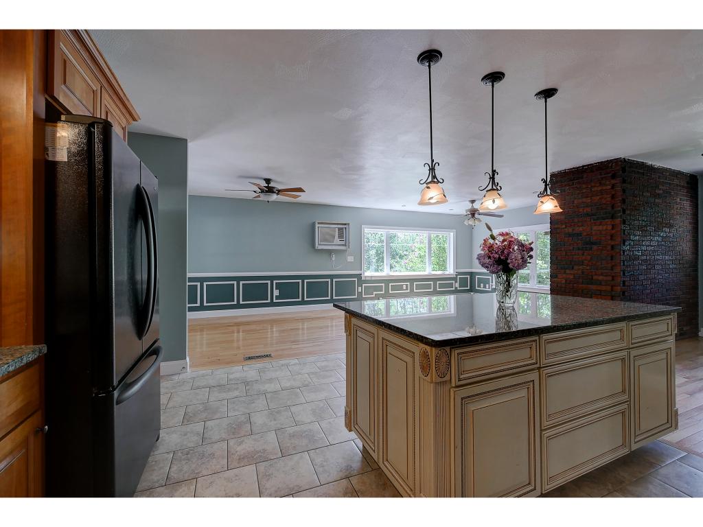 47 Greeley Road Pelham, NH 03076 - Photo 20 of 33 Gallery Image 20