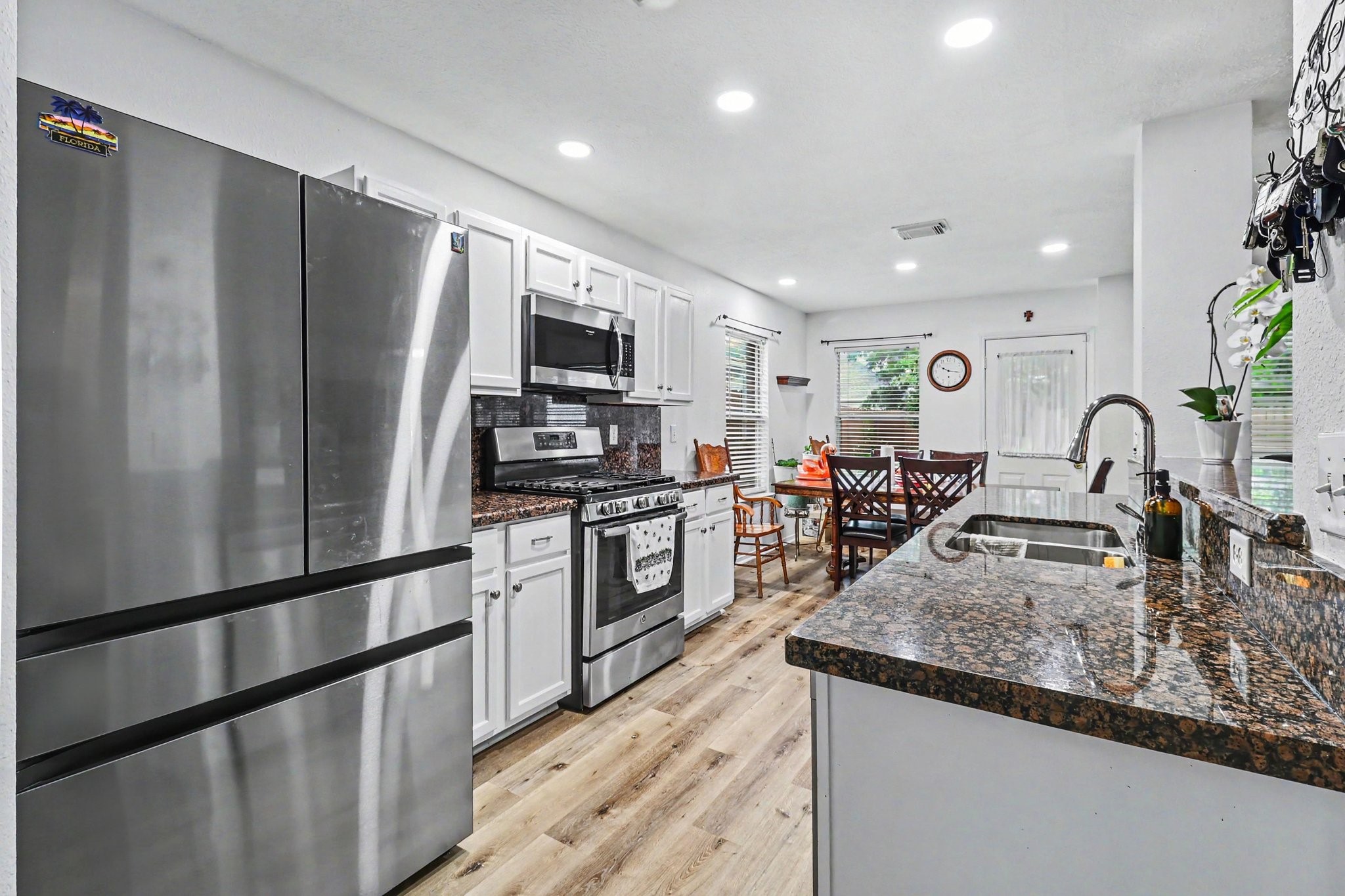 5323 Cilantro Lane Baytown, TX 77521 - Photo 7 of 26