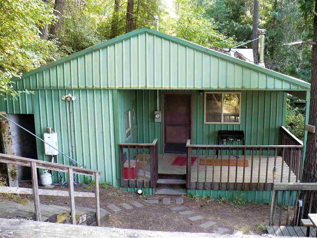 3964 Cedar Bay Road Loon Lake, WA 99148 - Photo 3 of 16 Gallery Image 3