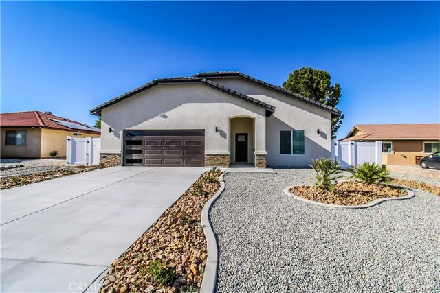 $420,000 | 14812 Crofton Lane, Helendale, CA 92342
