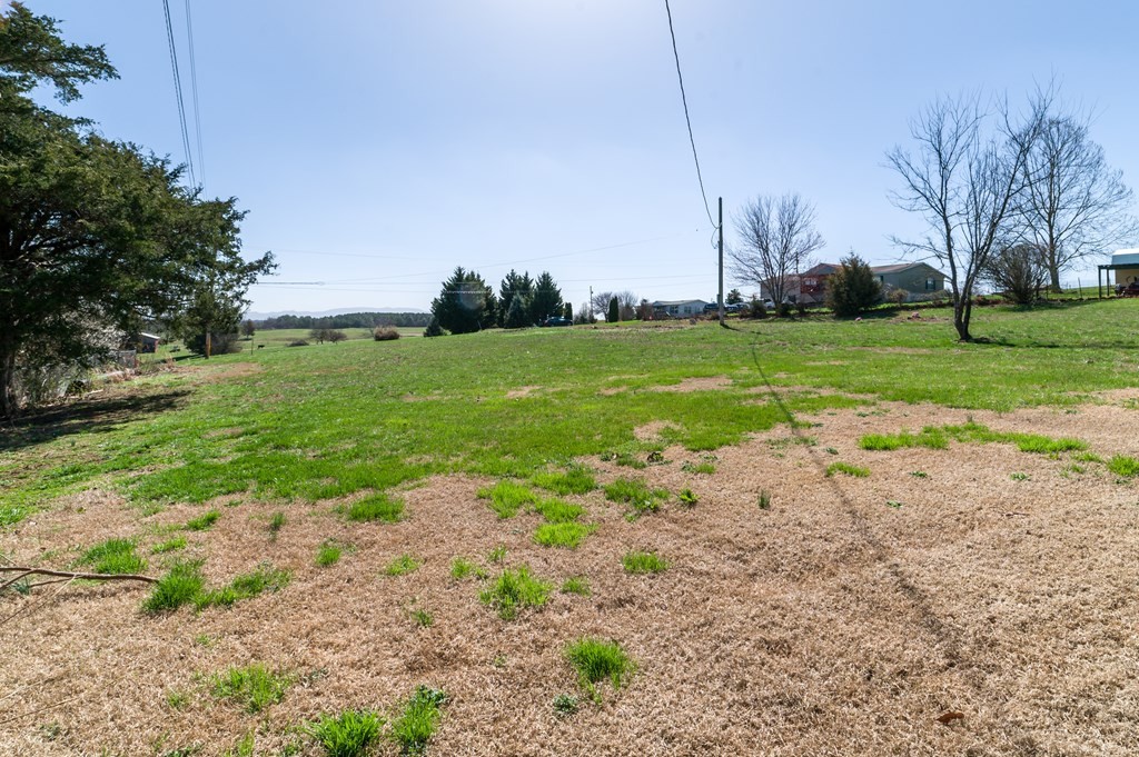 4 Sam Martin Road Dandridge, TN 37725 - Photo 18 of 19