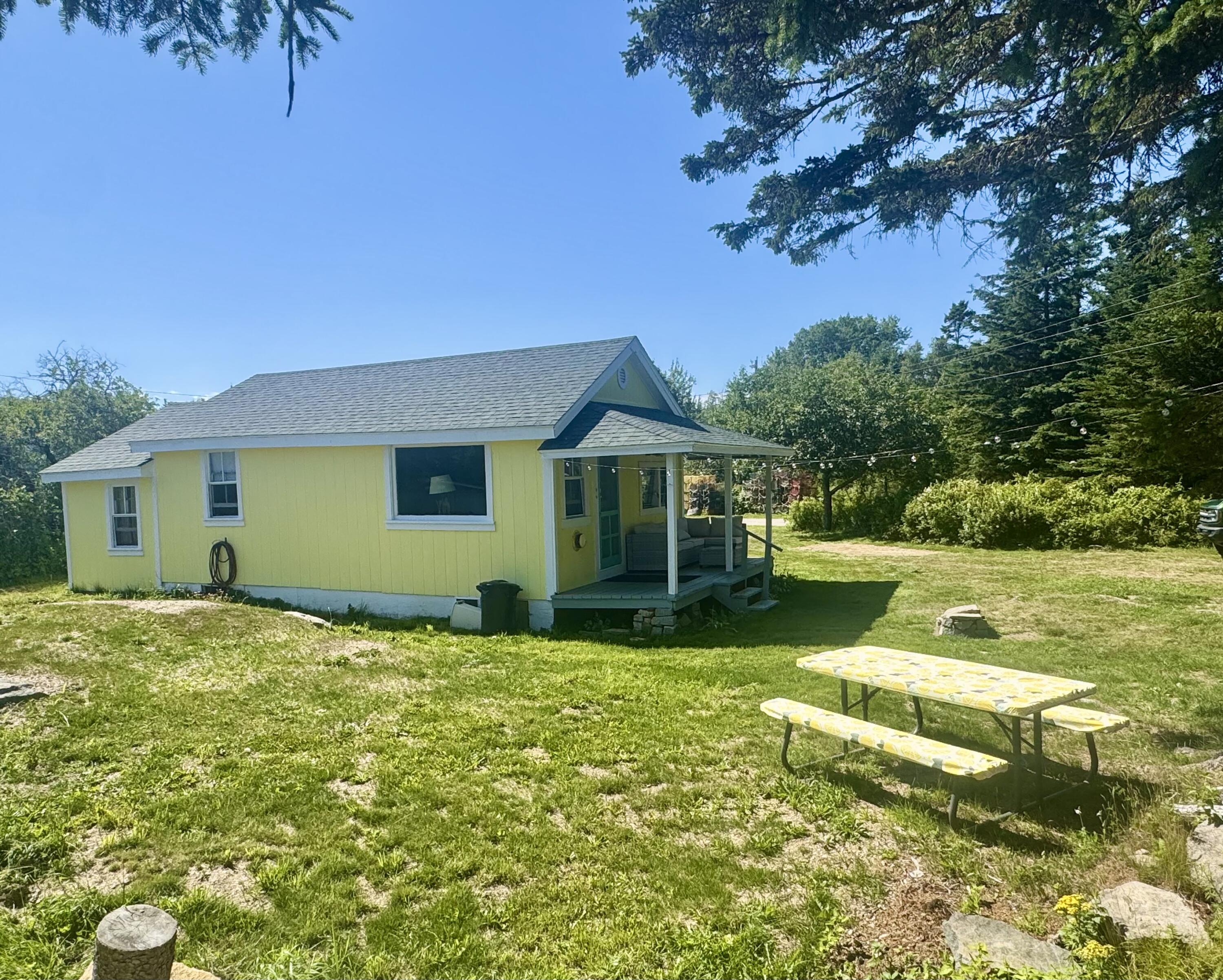 63 York Road Vinalhaven, ME 04863 - Photo 4 of 25