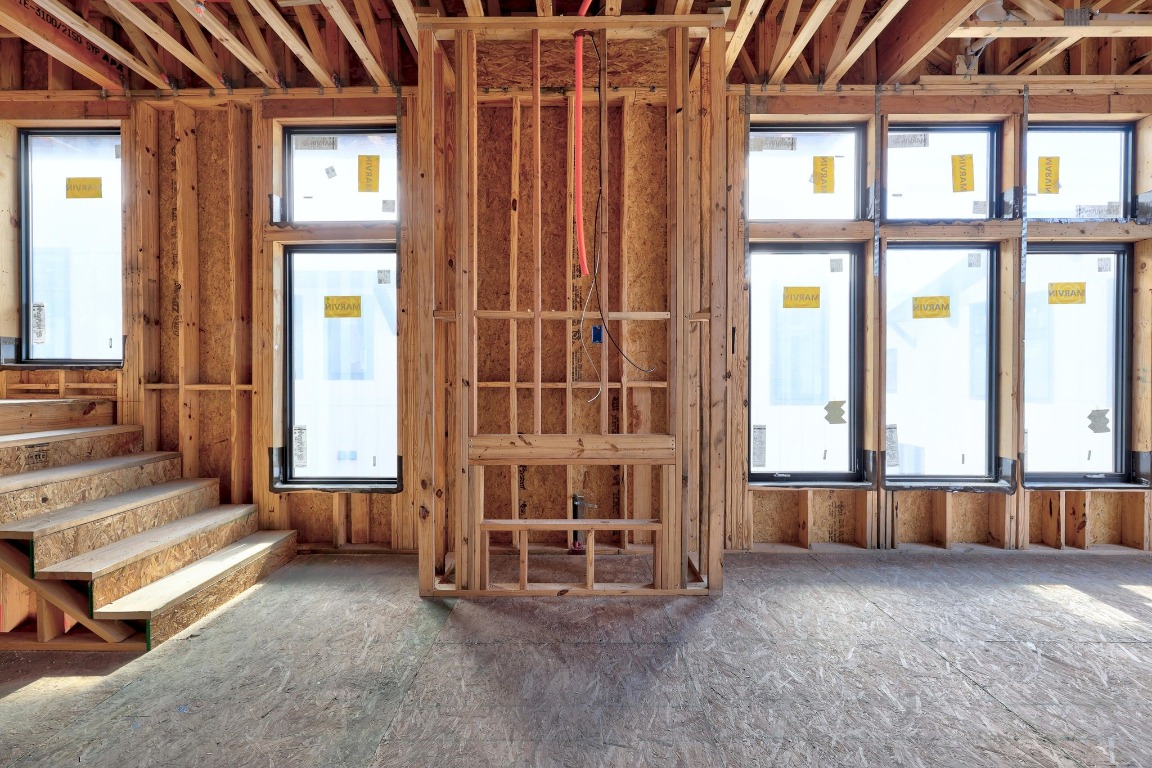 1408 West 9th Street, Unit 504 Austin, TX 78703 - Photo 11 of 15 an empty room with windows