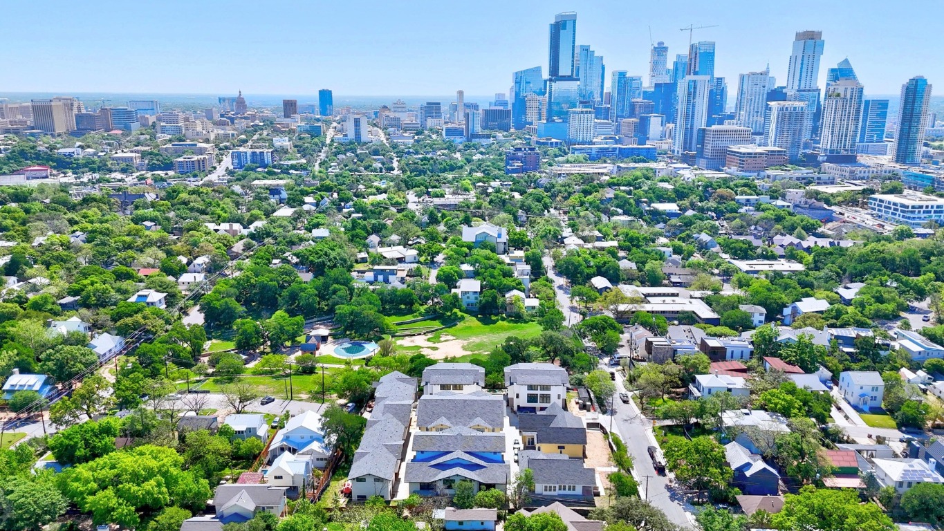 1408 West 9th Street, Unit 504 Austin, TX 78703 - Photo 13 of 15 a view of a city with tall buildings