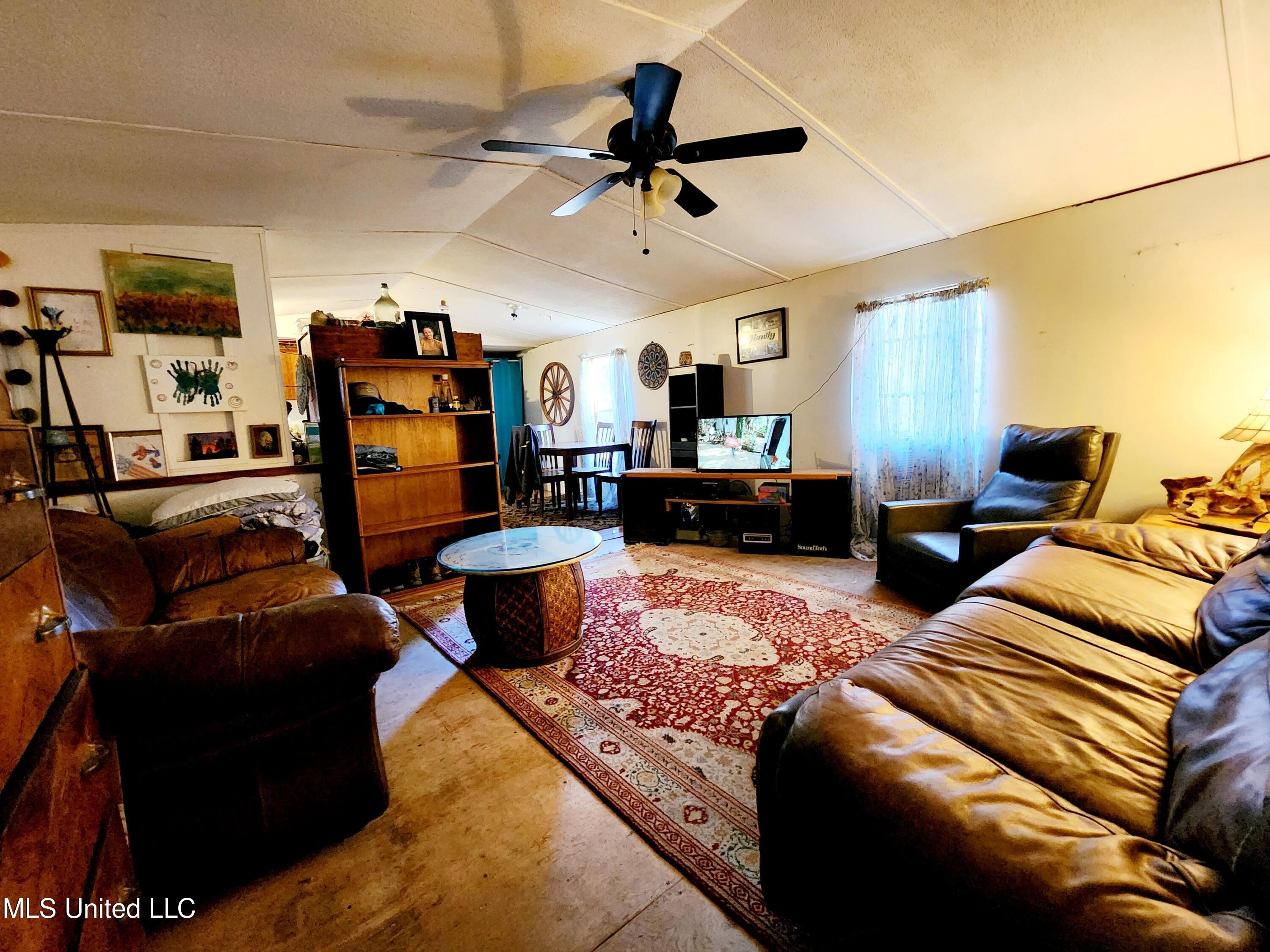 1621 Highway 469 South Florence, MS 39073 - Photo 20 of 26 20240110_145833