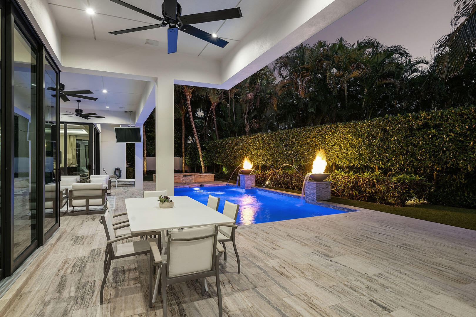 252 South Silver Palm Road Boca Raton, FL 33432 - Photo 79 of 90 a view of a patio tables and chairs