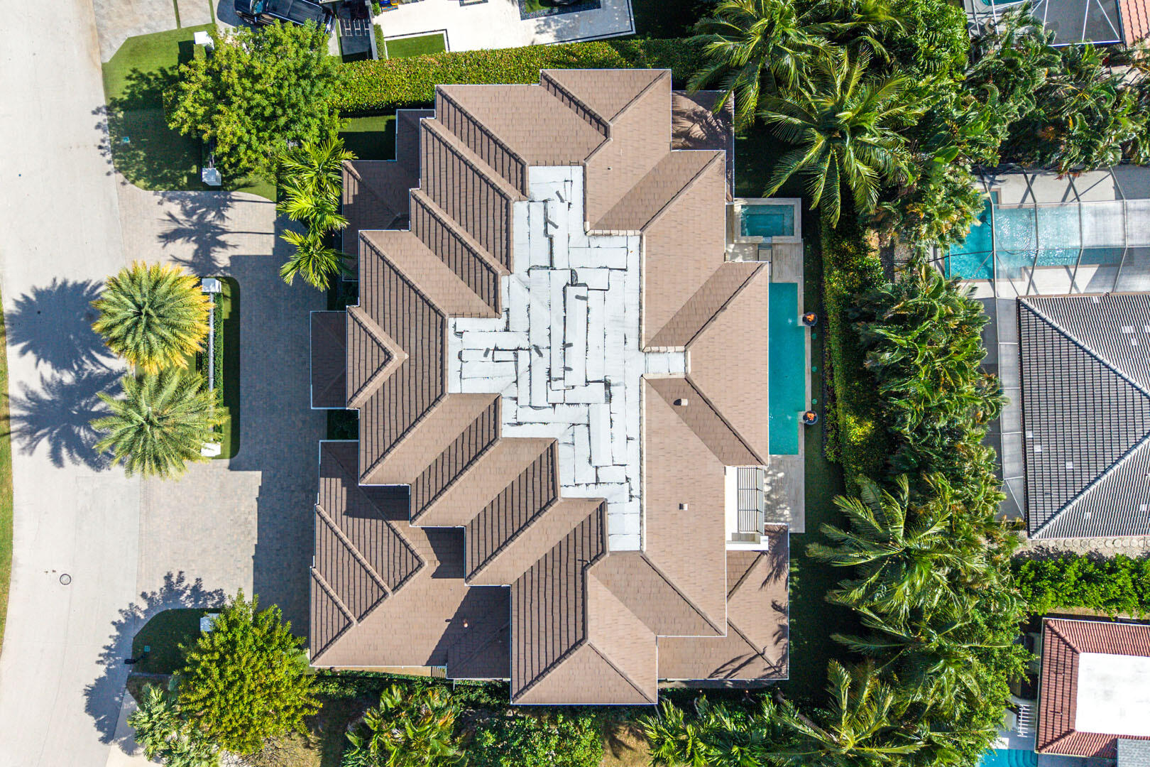 252 South Silver Palm Road Boca Raton, FL 33432 - Photo 84 of 90 a aerial view of a house with garden space and street view