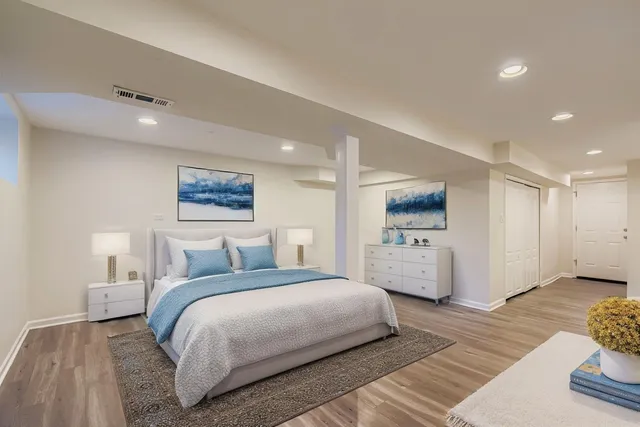 $2,599 | 2700 North Artesian Avenue, Unit 1, Chicago, IL 60647