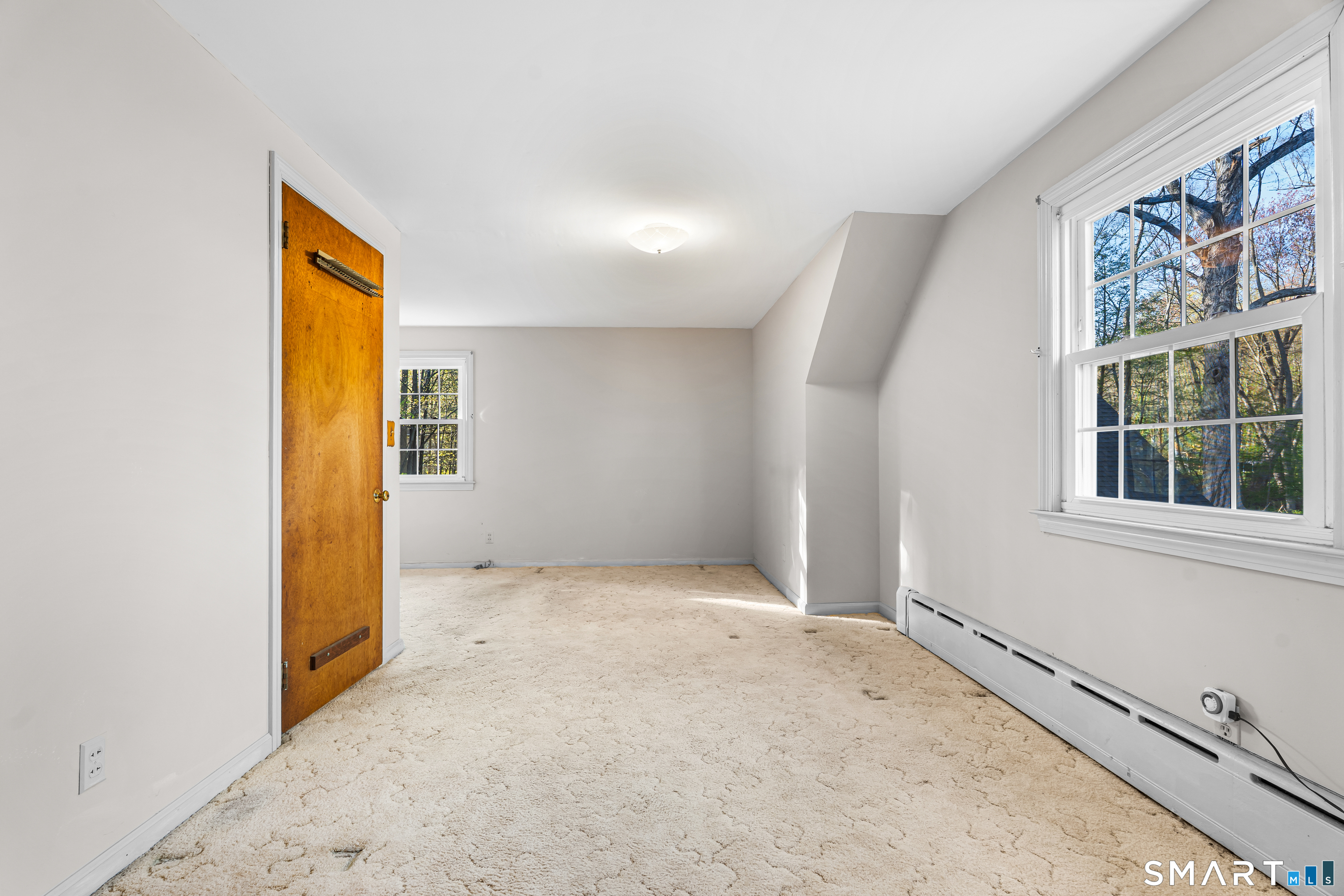 27 Valley Road Shelton, CT 06484 - Photo 14 of 32 an empty room with windows