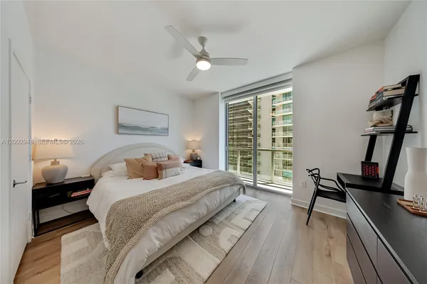 $4,690 | 1111 Southwest 1st Avenue, Unit 2719N, Miami, FL 33130