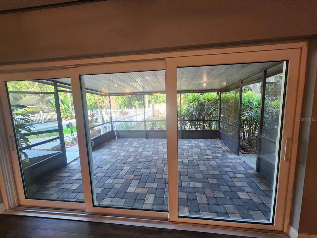 820 Crenshaw Lake Road Lutz, FL 33548 - Photo 18 of 48