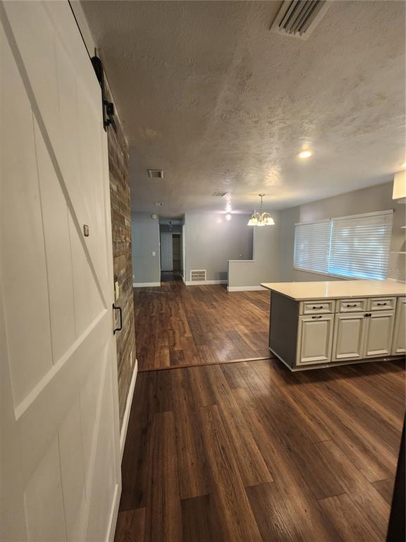 820 Crenshaw Lake Road Lutz, FL 33548 - Photo 20 of 48