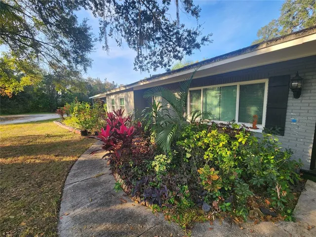 $600,000 | 820 Crenshaw Lake Road, Lutz, FL 33548