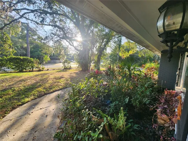 $600,000 | 820 Crenshaw Lake Road, Lutz, FL 33548