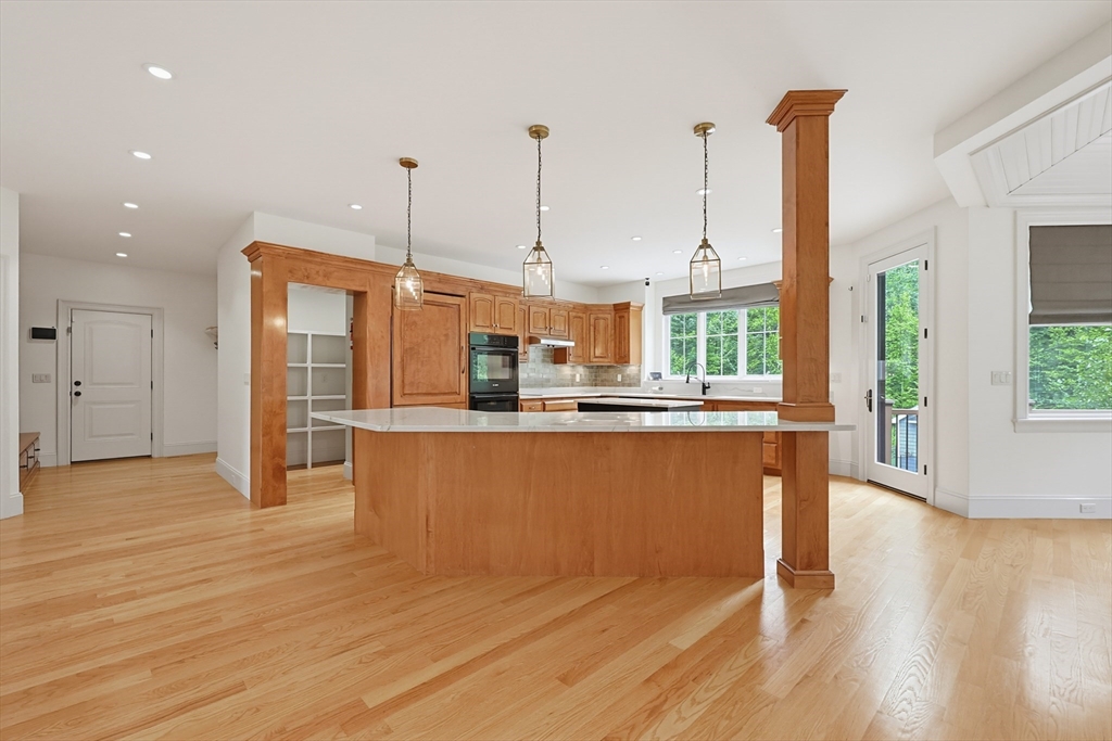 10 Countryside Lane Franklin, MA 02038 - Photo 7 of 42