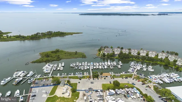 $1,395,000 | 522 Narrows Pointe Drive, Grasonville, MD 21638