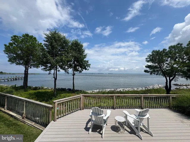 $1,395,000 | 522 Narrows Pointe Drive, Grasonville, MD 21638