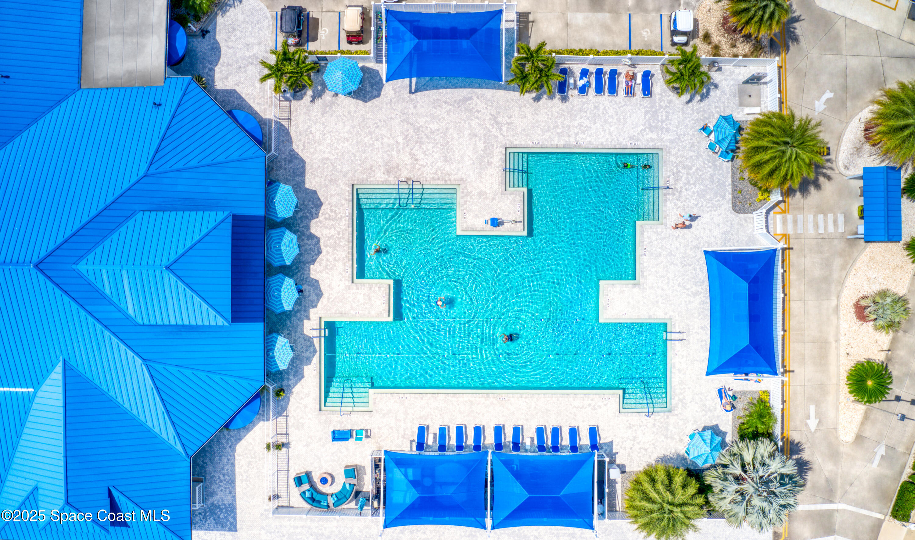 1372 Independence Avenue Melbourne, FL 32940 - Photo 31 of 38 4 pool-aerial