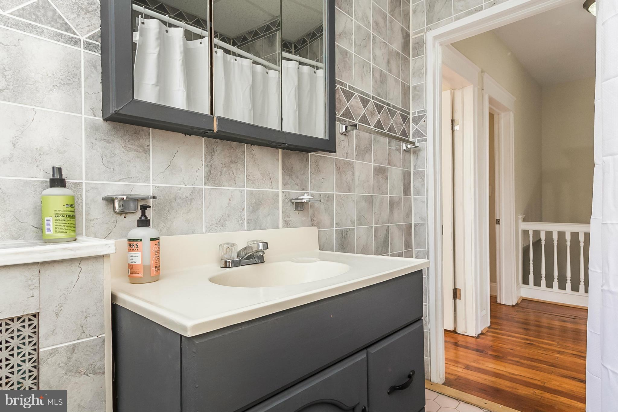 3619 Old York Road Baltimore, MD 21218 - Photo 16 of 30 Bath