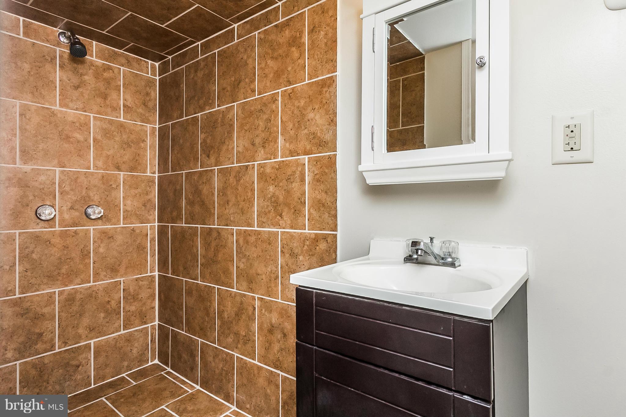 3619 Old York Road Baltimore, MD 21218 - Photo 24 of 30 Bath
