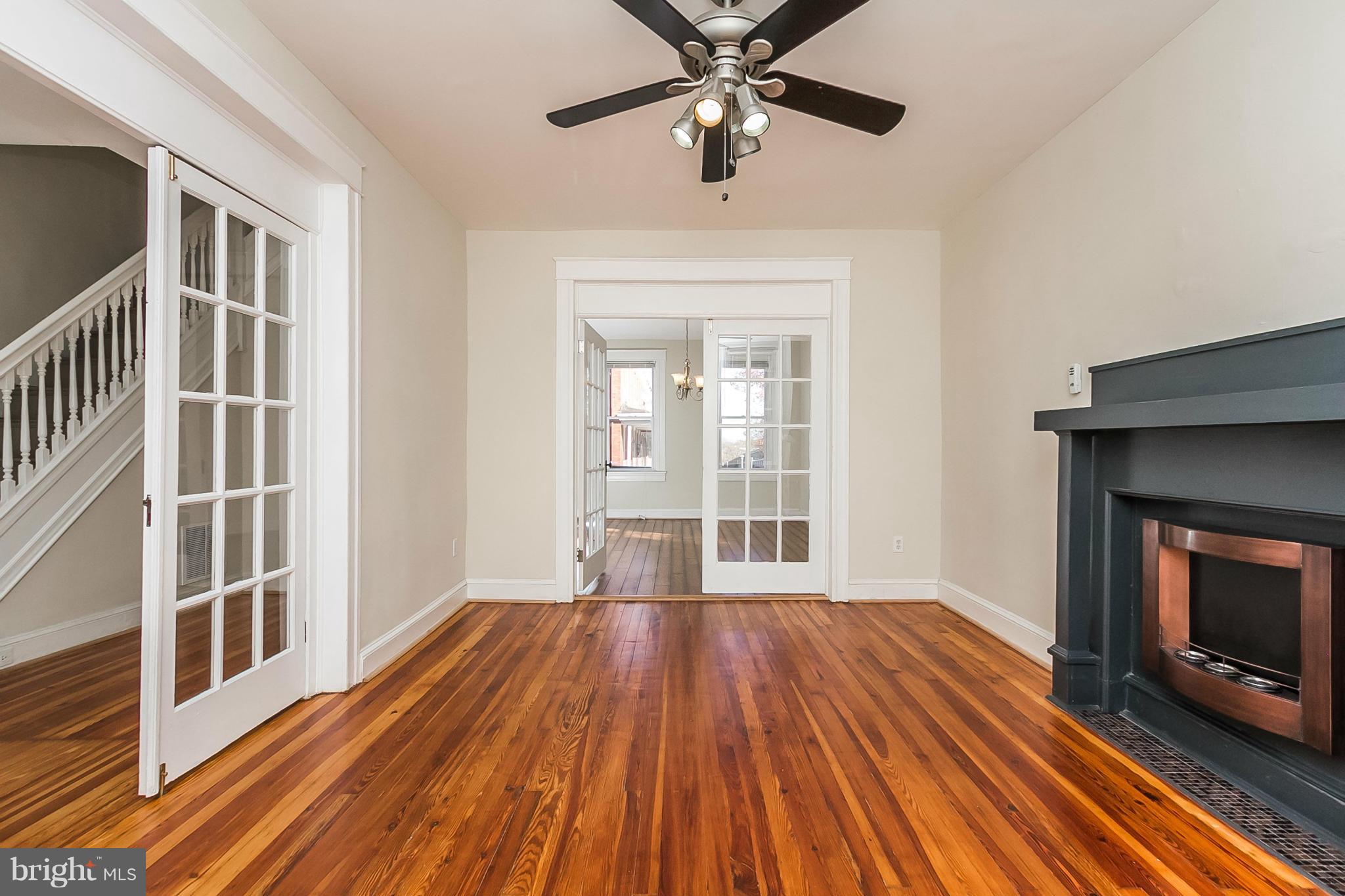 3619 Old York Road Baltimore, MD 21218 - Photo 8 of 30 Family Room