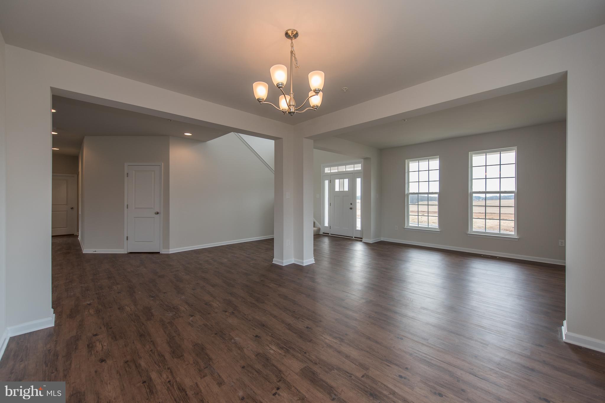 688 Stonegate Road Westminster, MD 21157 - Photo 4 of 30 Dining Room