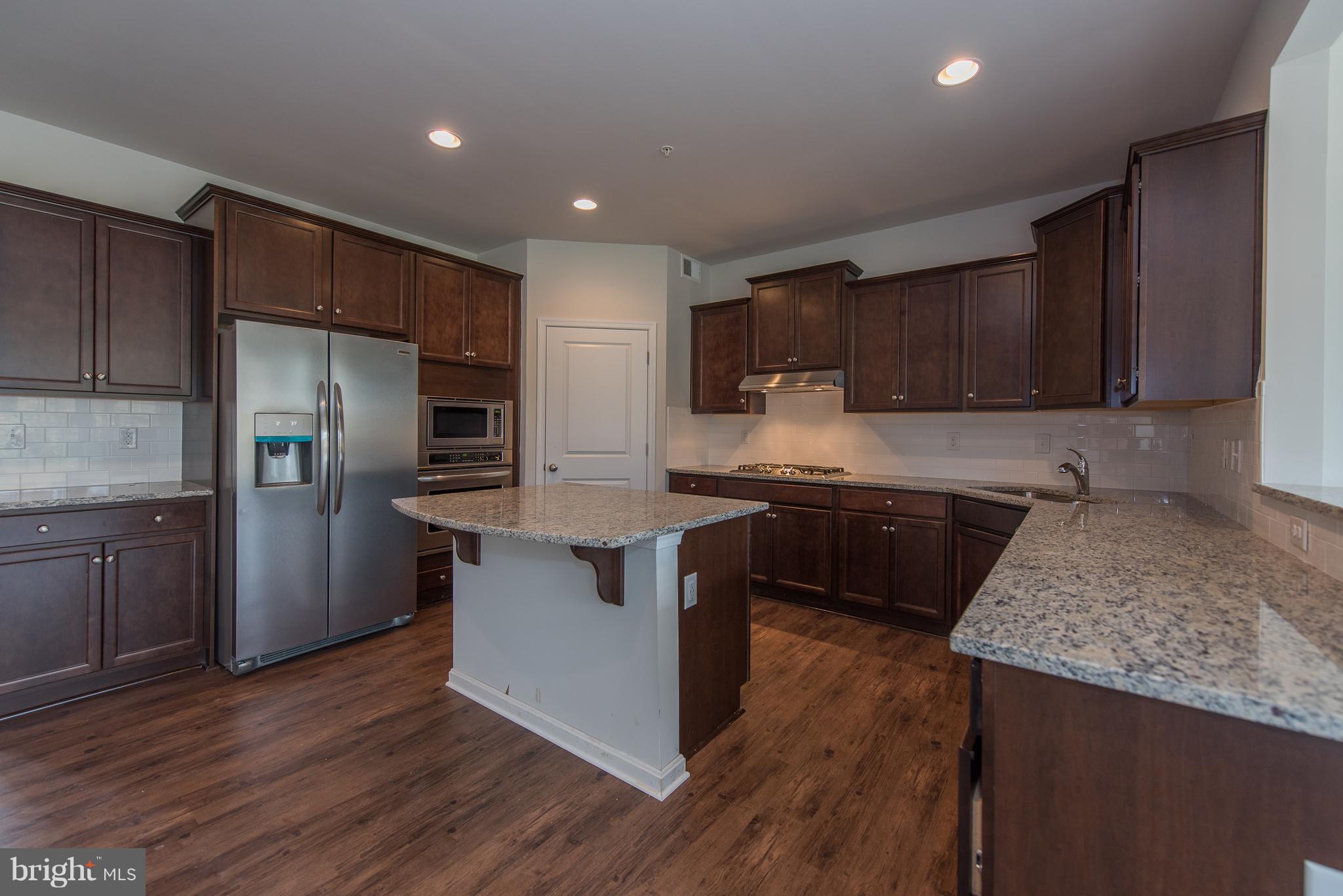 688 Stonegate Road Westminster, MD 21157 - Photo 7 of 30 Kitchen