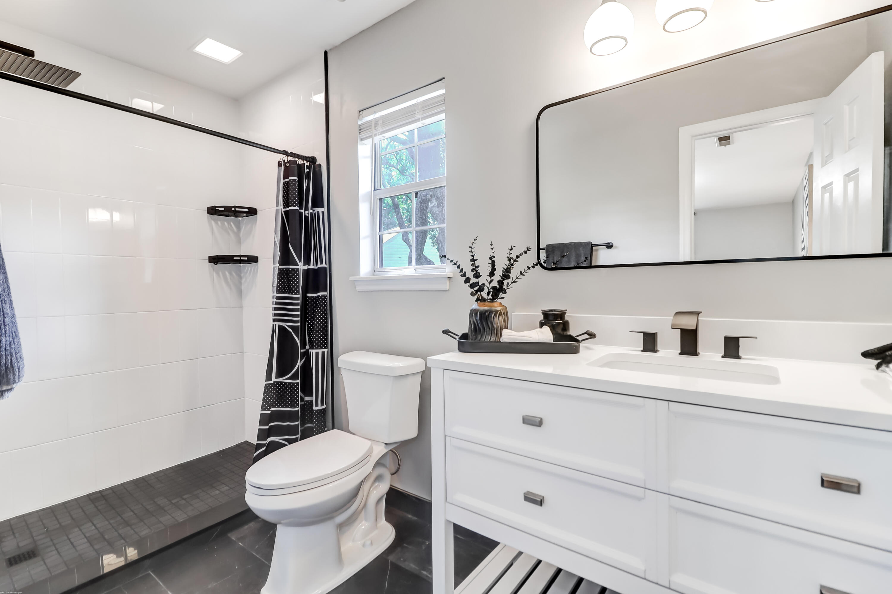 1404 Oak Landing Road Mount Pleasant, SC 29464 - Photo 18 of 34 1404 Oakland (44)