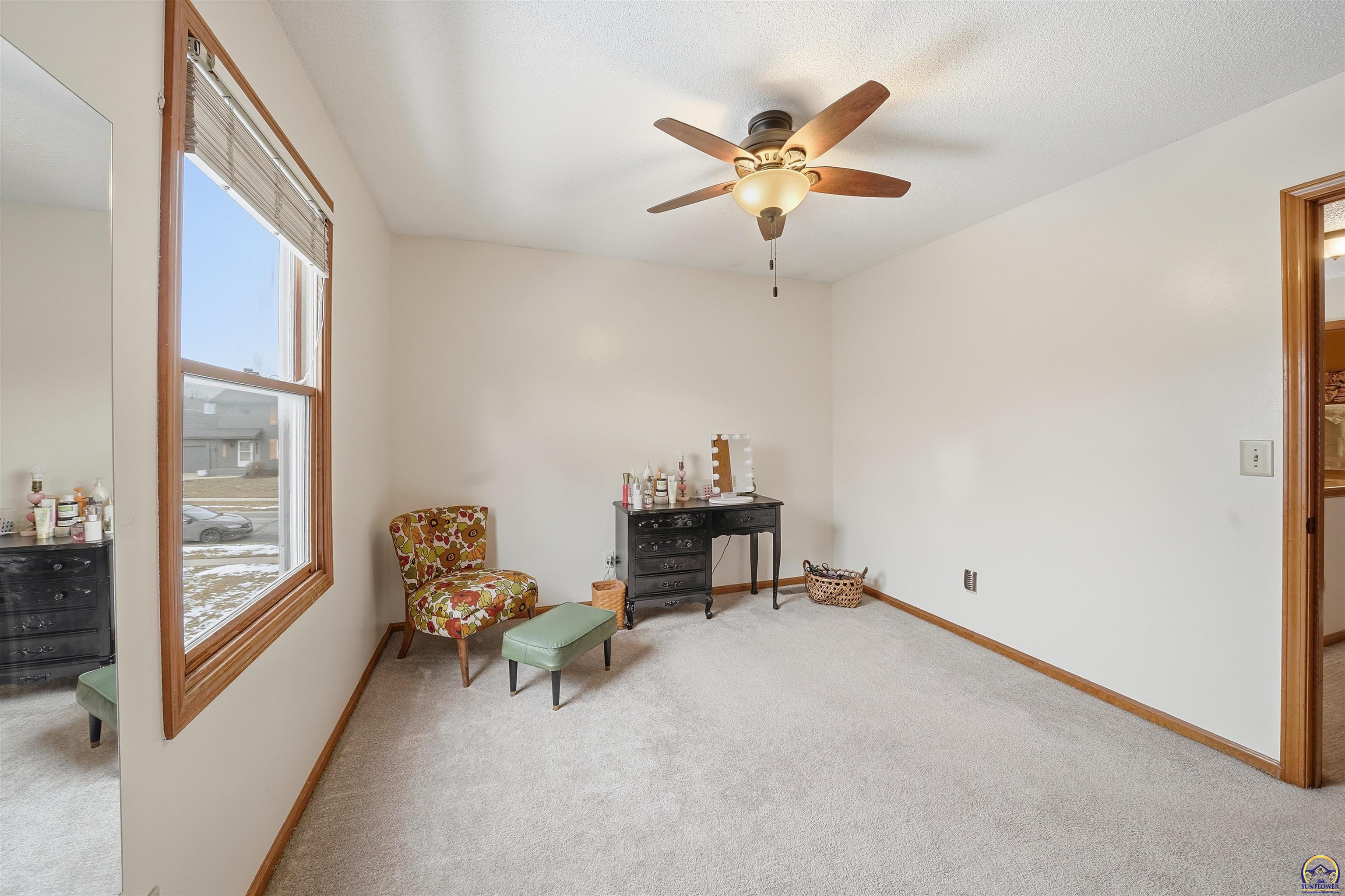 3911 Southwest 38th Lane Topeka, KS 66610 - Photo 21 of 35