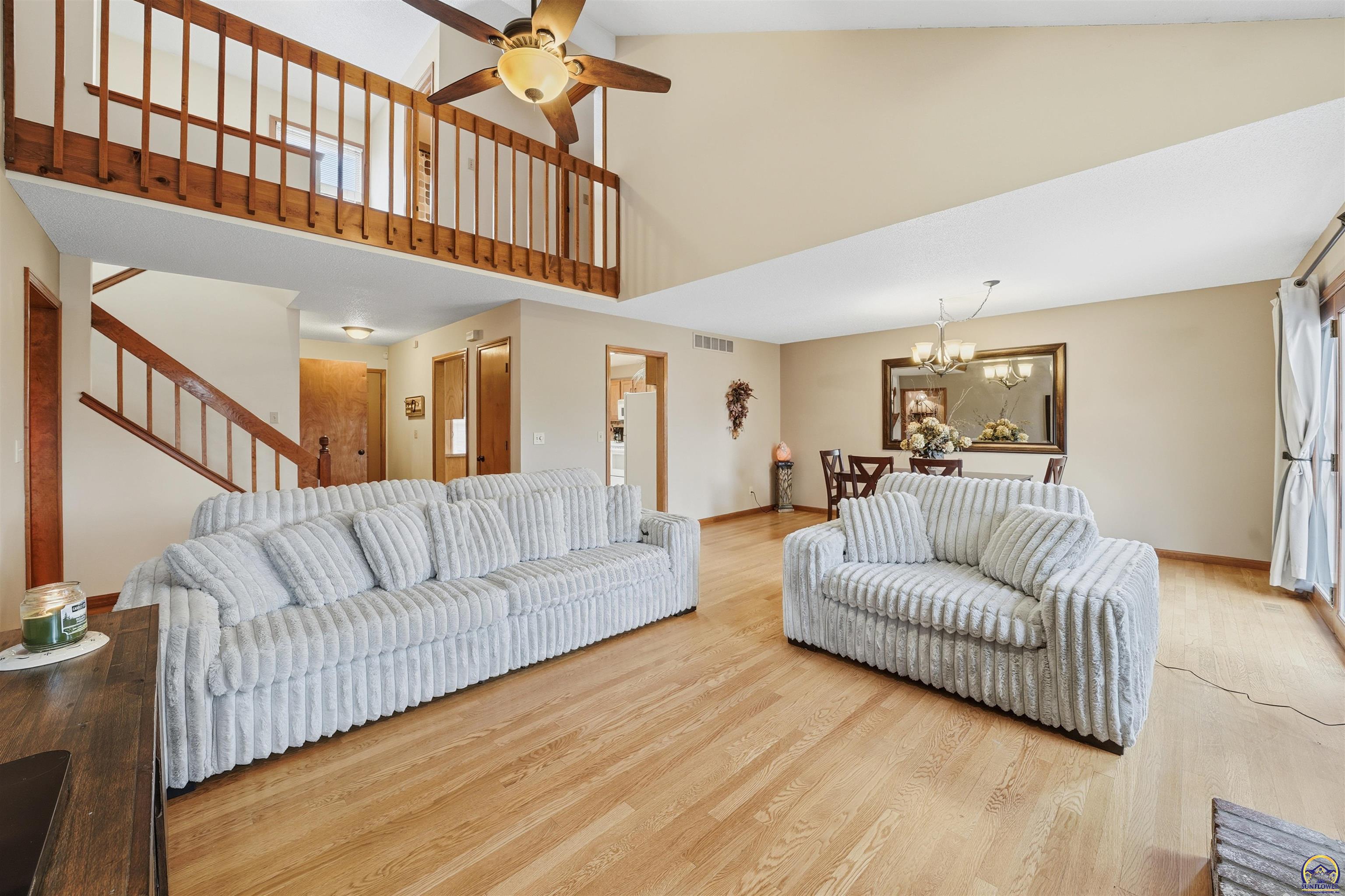 3911 Southwest 38th Lane Topeka, KS 66610 - Photo 7 of 35