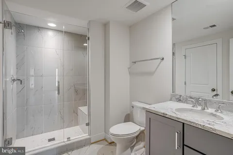 $4,149,500 | 1002 Springvale Road, Great Falls, VA 22066