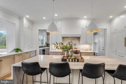 $4,149,500 | 1002 Springvale Road, Great Falls, VA 22066