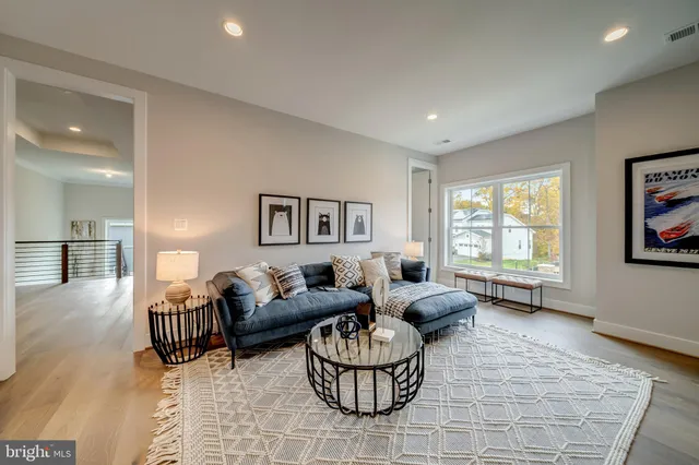 $4,149,500 | 1002 Springvale Road, Great Falls, VA 22066