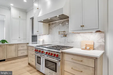 $4,149,500 | 1002 Springvale Road, Great Falls, VA 22066