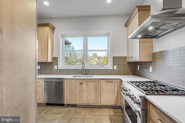 $4,149,500 | 1002 Springvale Road, Great Falls, VA 22066