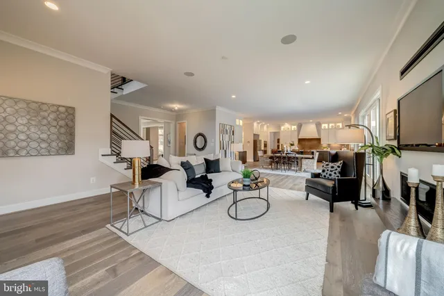 $4,149,500 | 1002 Springvale Road, Great Falls, VA 22066