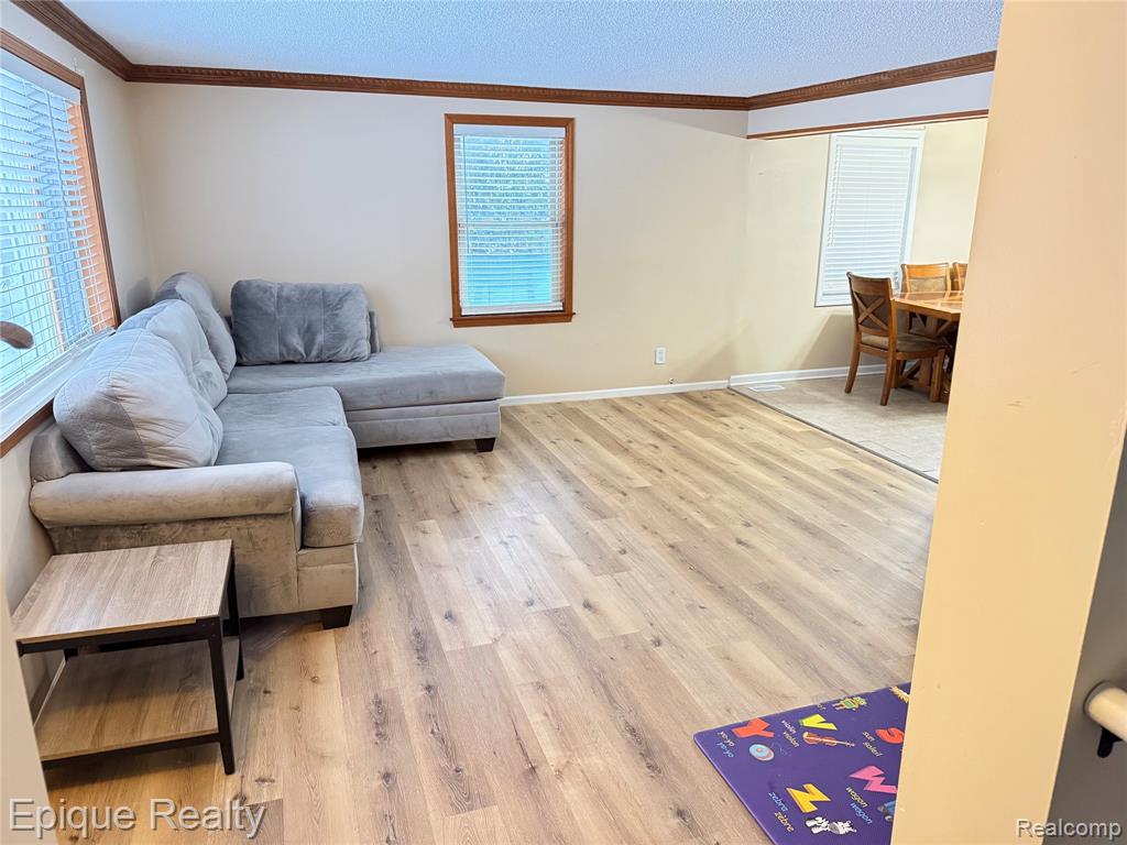 1421 East Mt Morris Road Mount Morris, MI 48458 - Photo 6 of 12