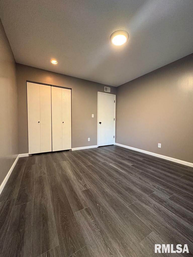 2043 Scarborough Road Springfield, IL 62702 - Photo 10 of 31